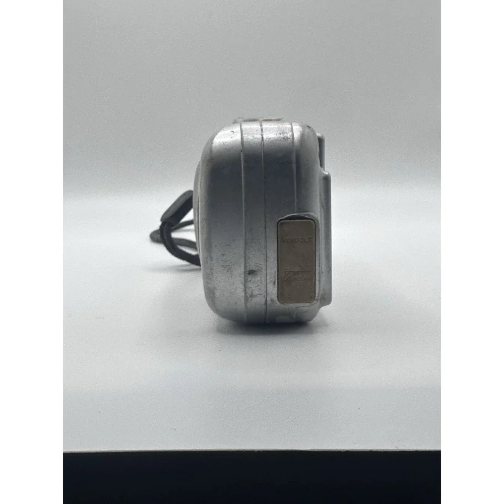 Olympus D-390 2.0MP Compact Digital Camera Untested For Parts/ Repair